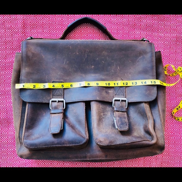 Handcrafted leather briefcase - Picture 8 of 9